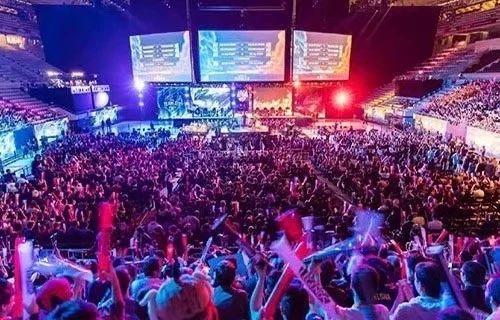 新疆男篮的 新疆男篮的